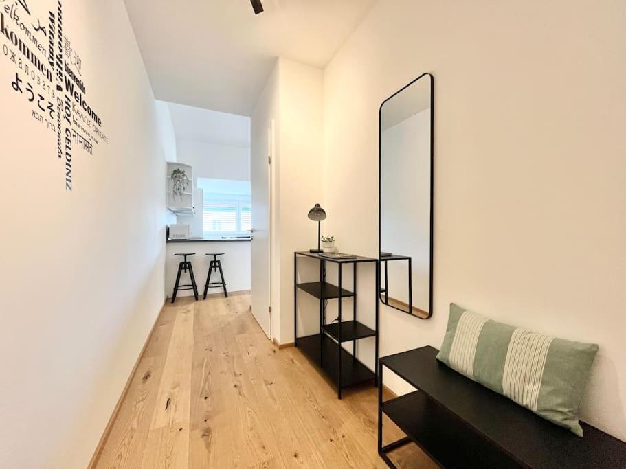 וינה Orestaliving - Penthouse In 1020 מראה חיצוני תמונה